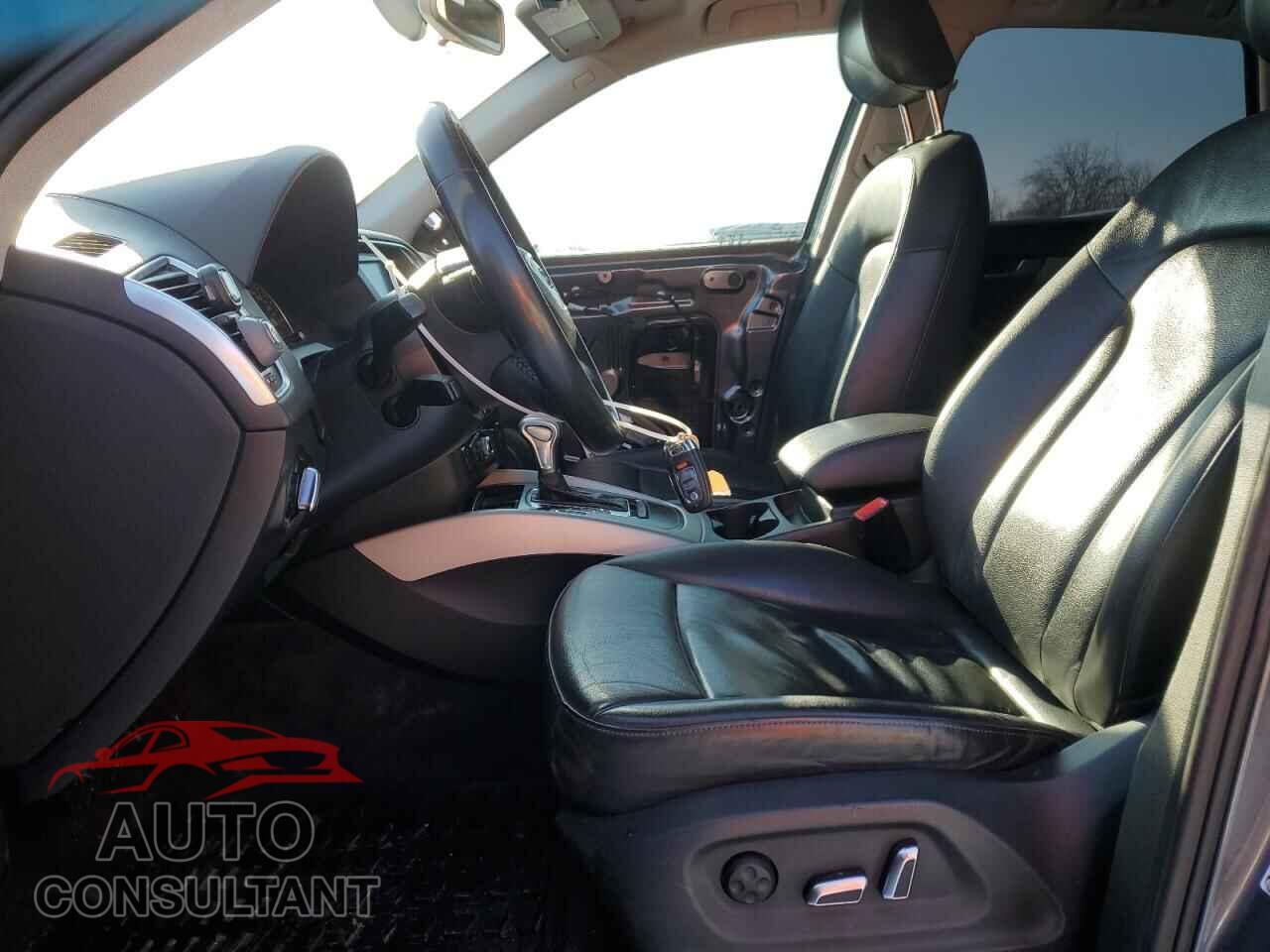 AUDI Q5 2015 - WA1CFCFP2FA025447