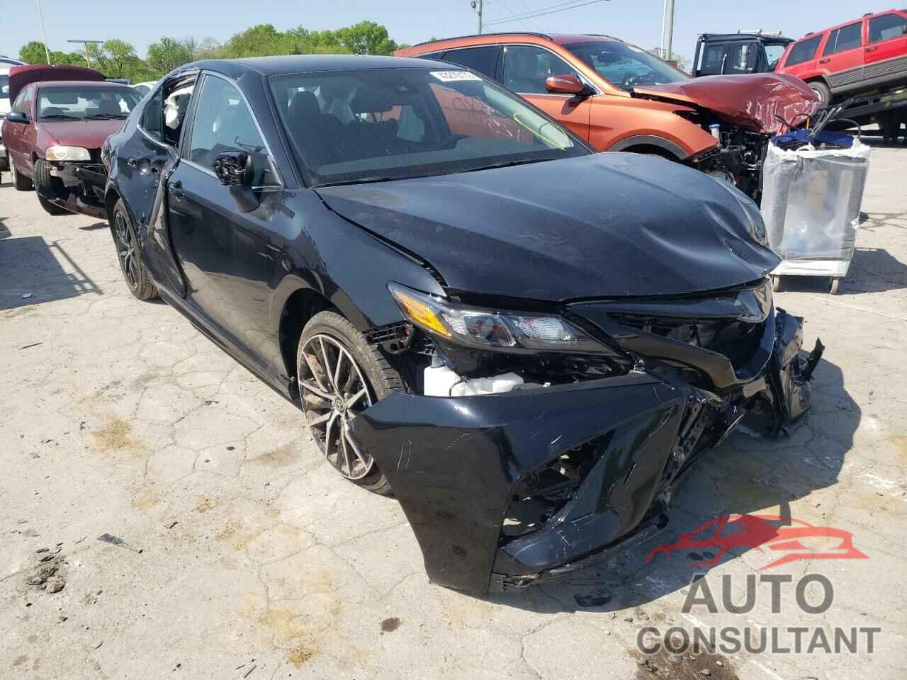 TOYOTA CAMRY 2021 - 4T1G11AK5MU451808