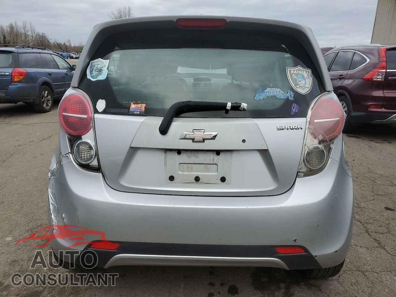 CHEVROLET SPARK 2015 - KL8CD6S93FC742117
