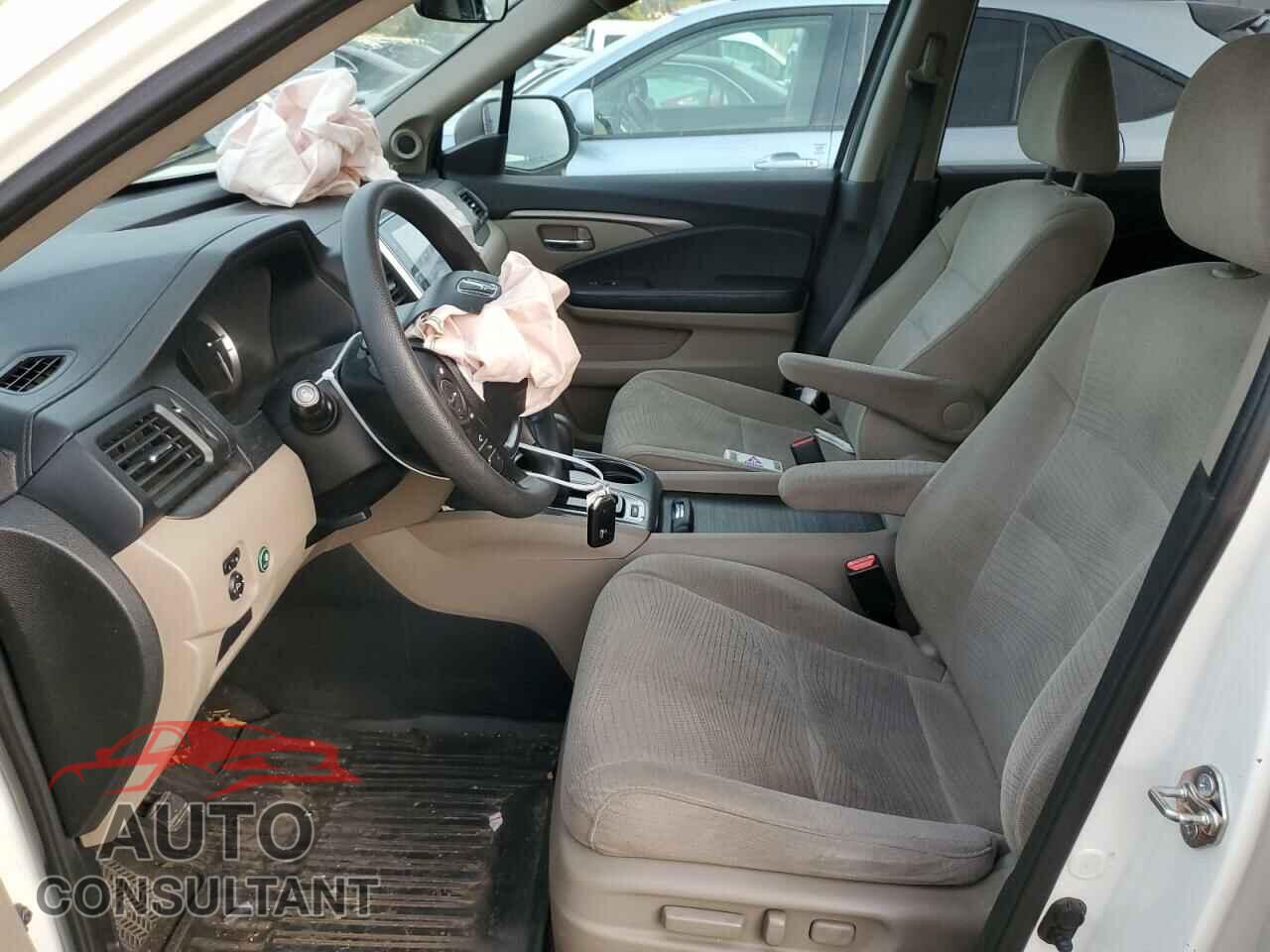HONDA PILOT 2016 - 5FNYF5H39GB041736
