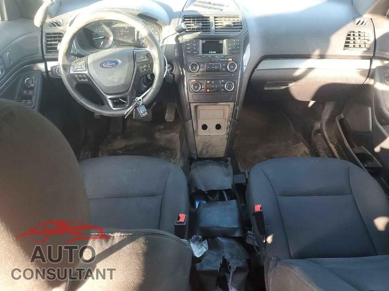 FORD EXPLORER 2017 - 1FM5K8AR5HGA48667