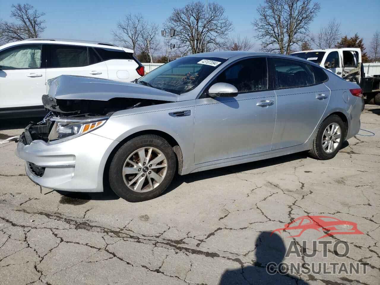 KIA OPTIMA 2018 - 5XXGT4L38JG182453