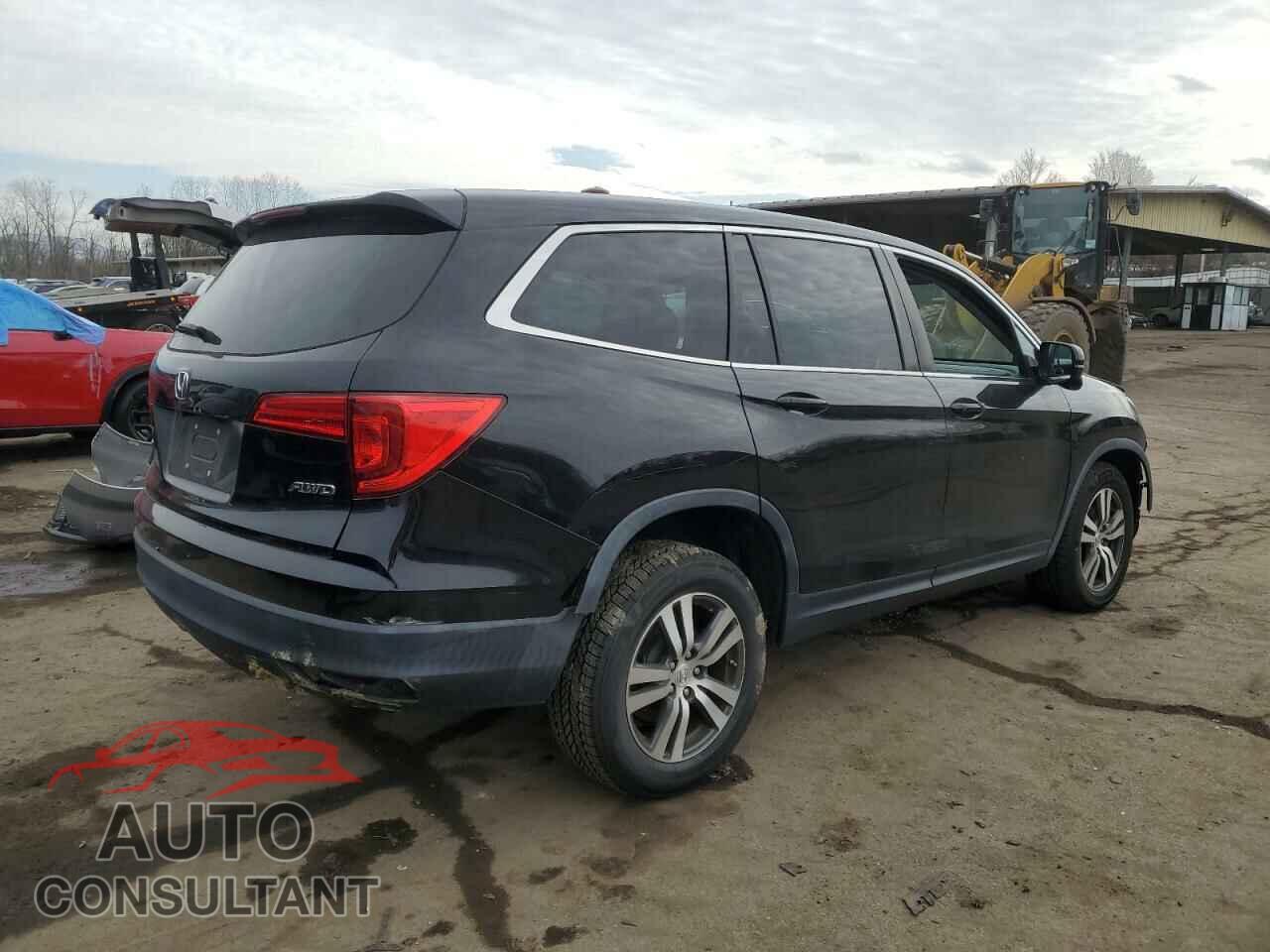 HONDA PILOT 2018 - 5FNYF6H33JB070923