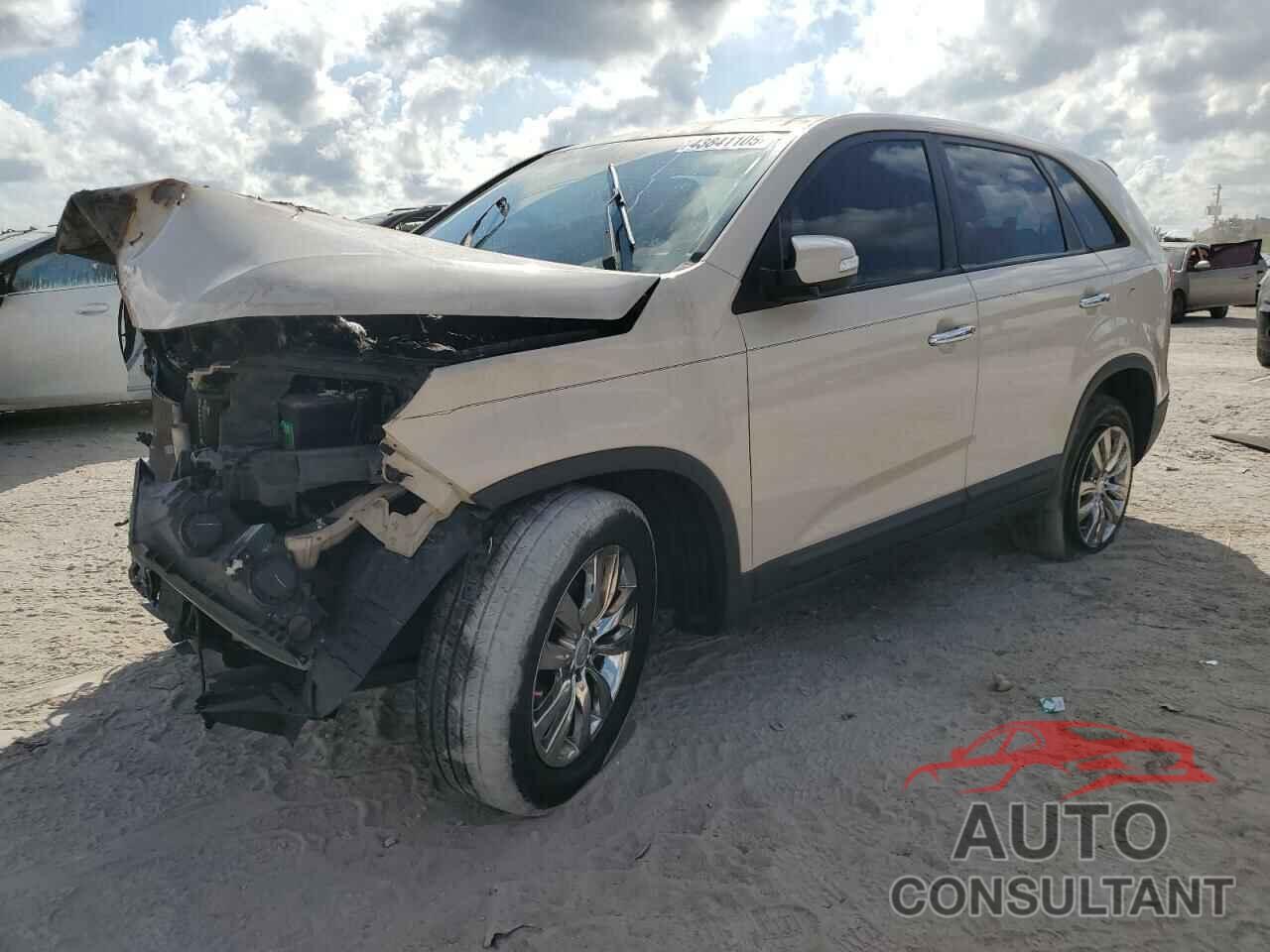 KIA SORENTO 2011 - 5XYKU4A29BG016313