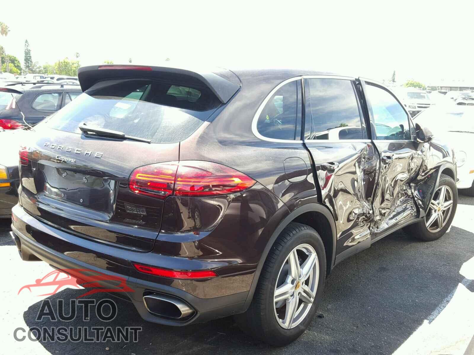 PORSCHE CAYENNE 2016 - WP1AA2A29GLA05198