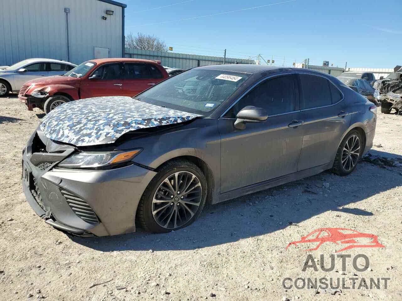 TOYOTA CAMRY 2020 - 4T1G11AK6LU333278