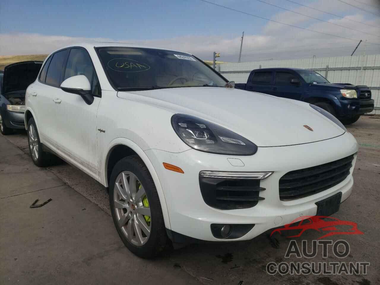 PORSCHE CAYENNE 2017 - WP1AE2A27HLA72503