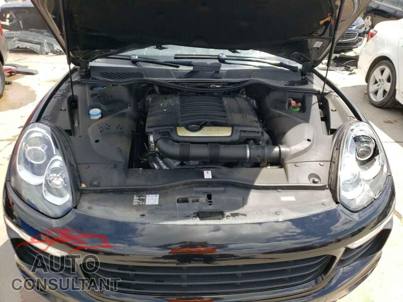 PORSCHE CAYENNE 2016 - WP1AA2A25GLA00810