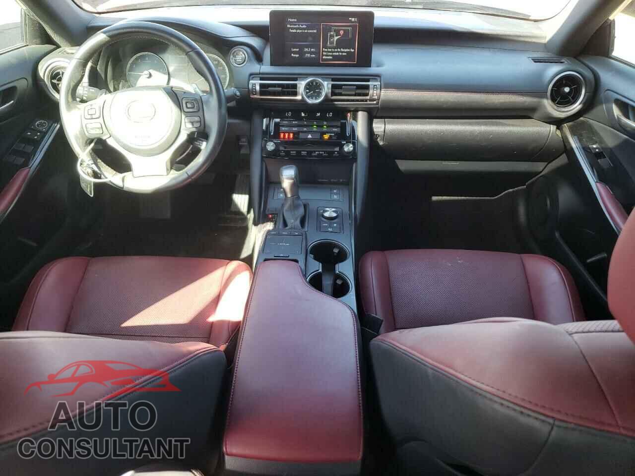LEXUS IS 2021 - JTHCA1D22M5117579