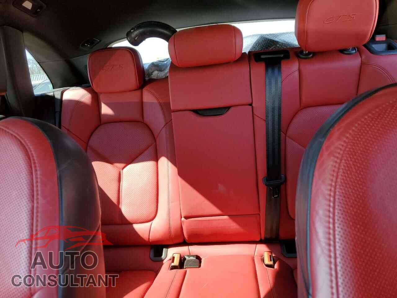 PORSCHE MACAN 2017 - WP1AG2A52HLB50948