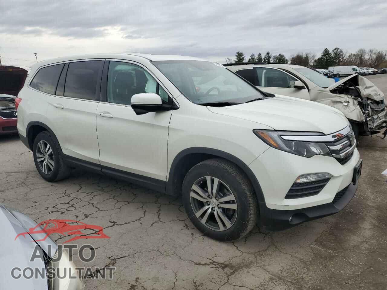 HONDA PILOT 2017 - 5FNYF6H69HB094793