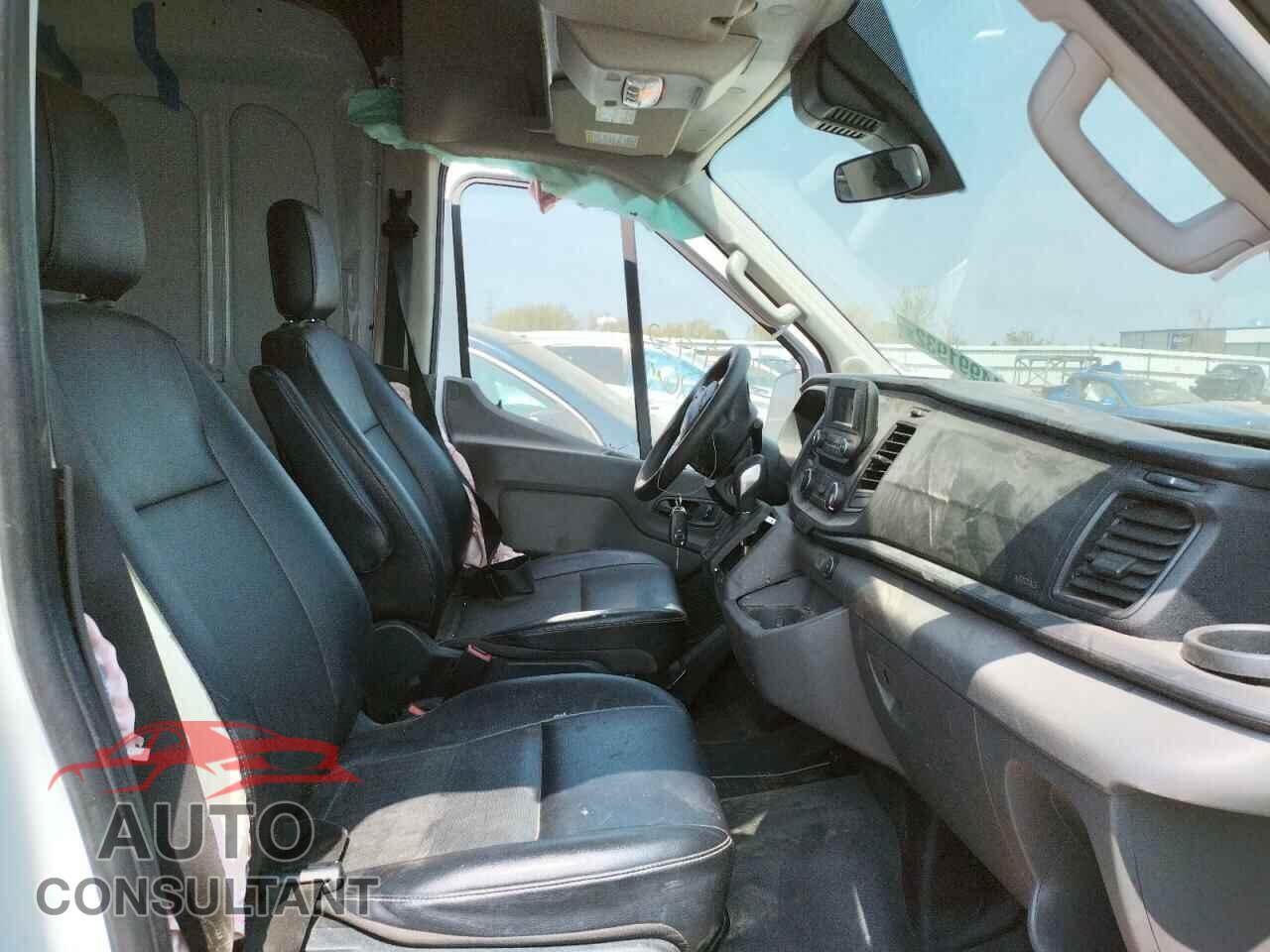 FORD TRANSIT 2020 - 1FTBR1C85LKA15026