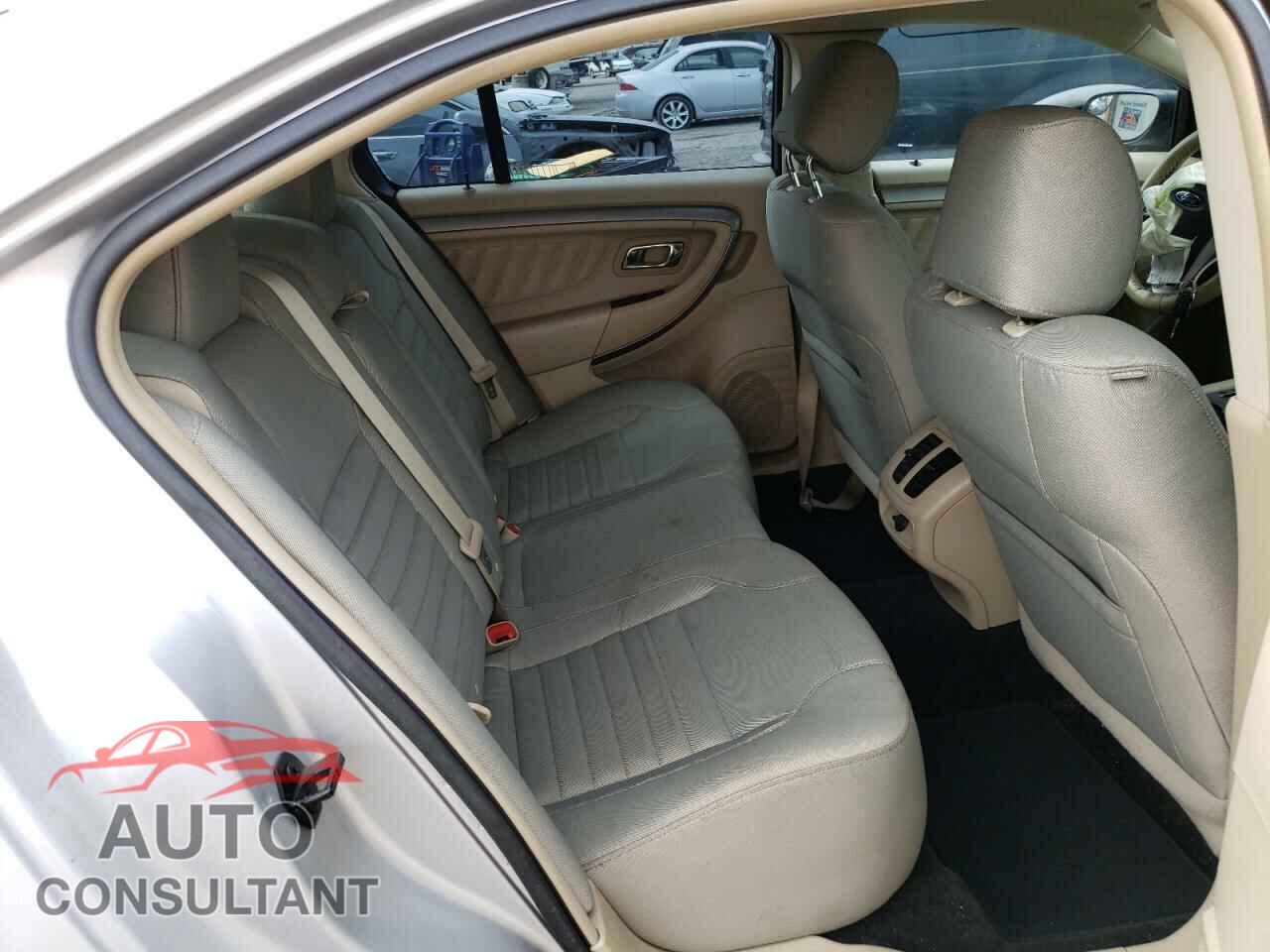 FORD TAURUS 2015 - 1FAHP2D87FG165074