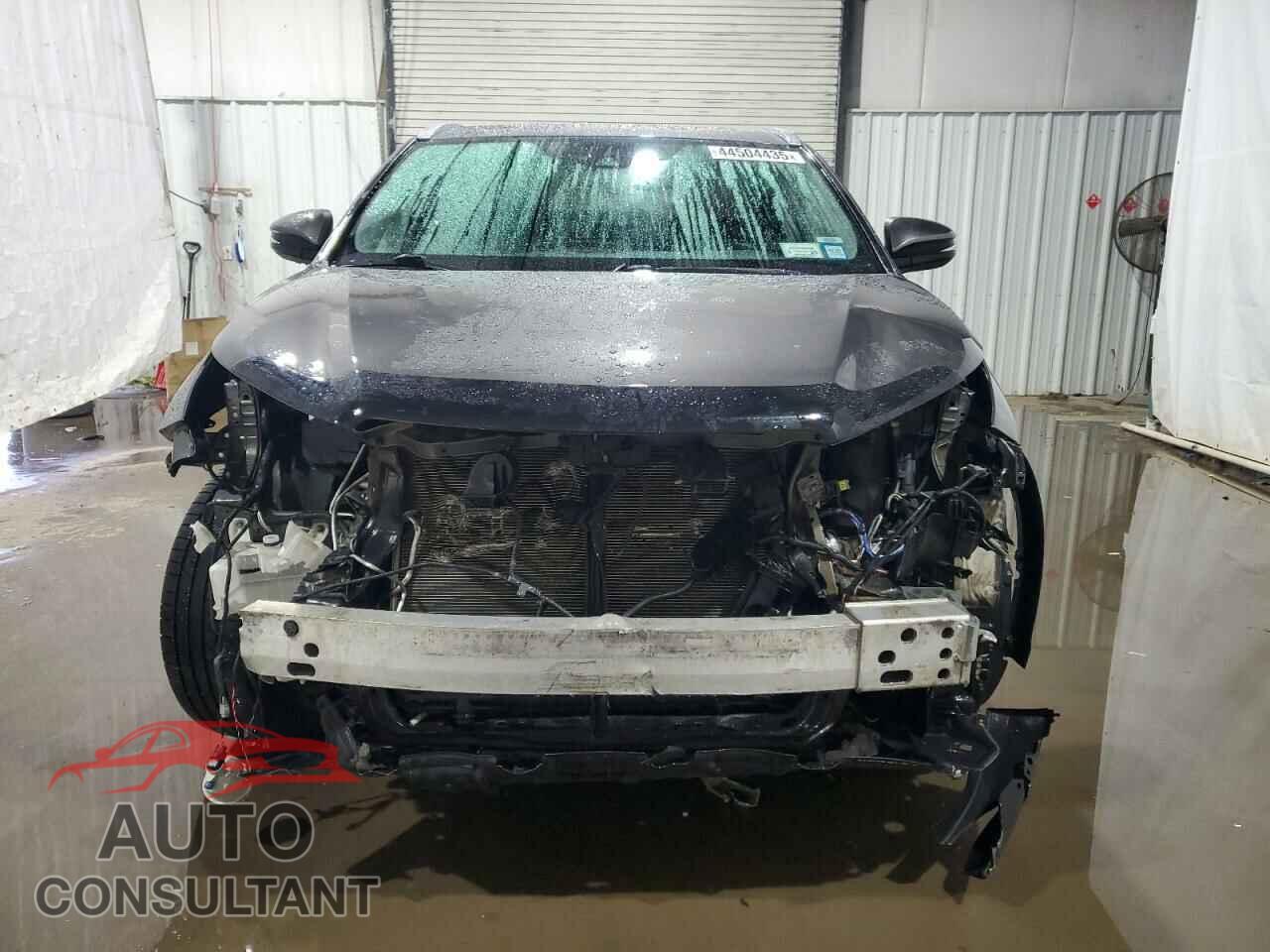 TOYOTA HIGHLANDER 2018 - 5TDJZRFH3JS543501