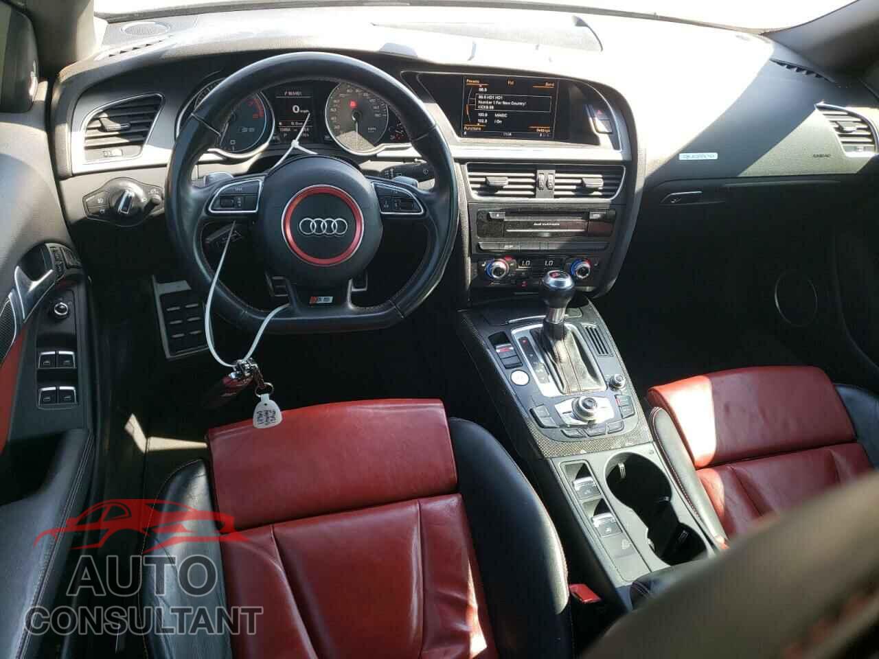 AUDI S5/RS5 2013 - WAUCGAFH4DN009057