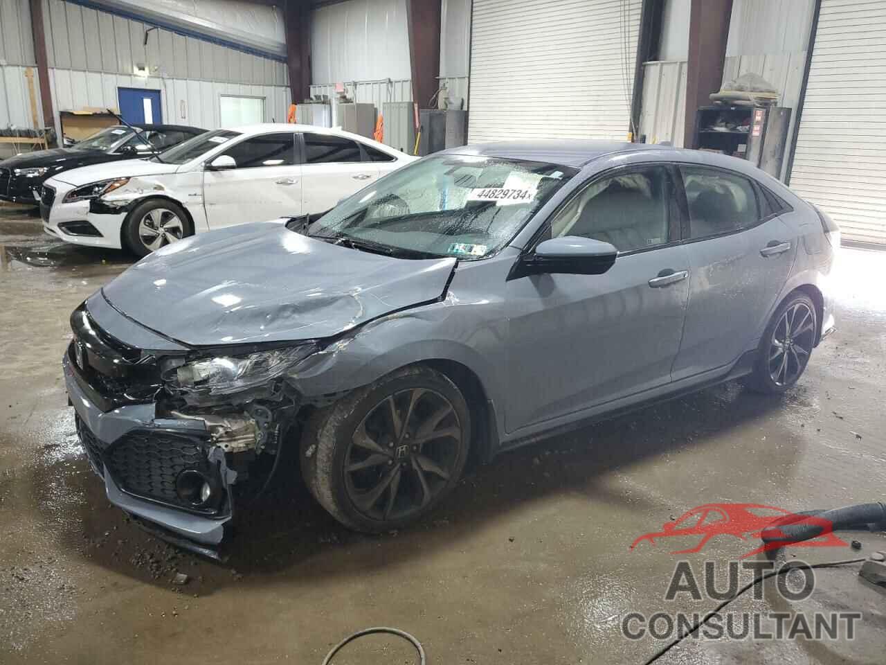 HONDA CIVIC 2018 - SHHFK7H4XJU418734