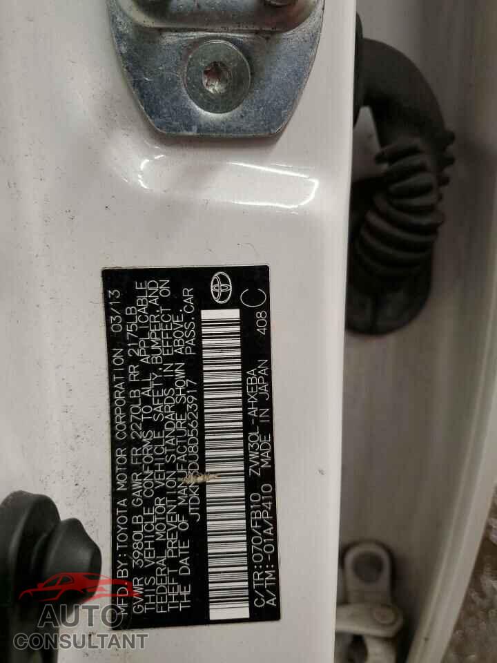 TOYOTA PRIUS 2013 - JTDKN3DU8D5623917