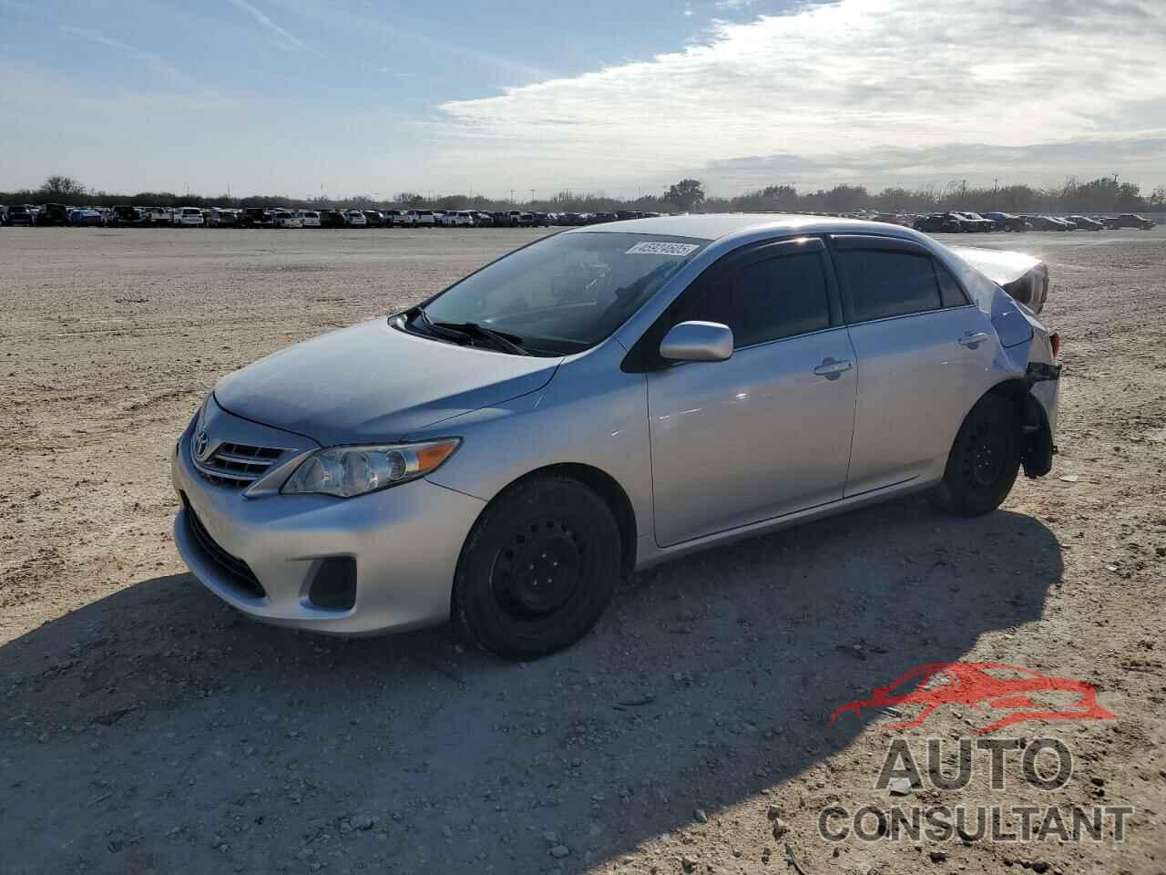 TOYOTA COROLLA 2013 - 2T1BU4EE8DC045143