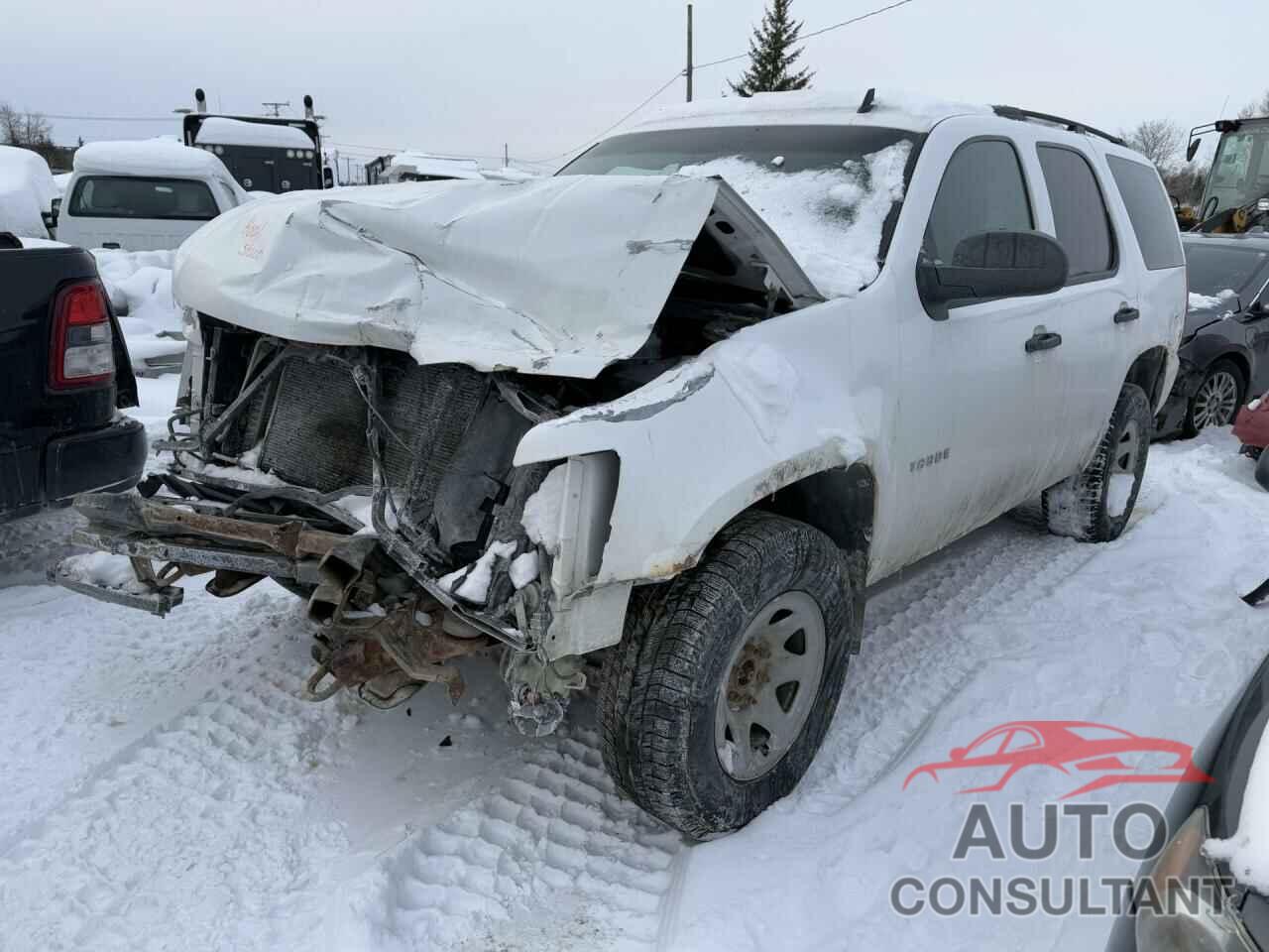 CHEVROLET TAHOE 2013 - 1GNSKAE02DR334461