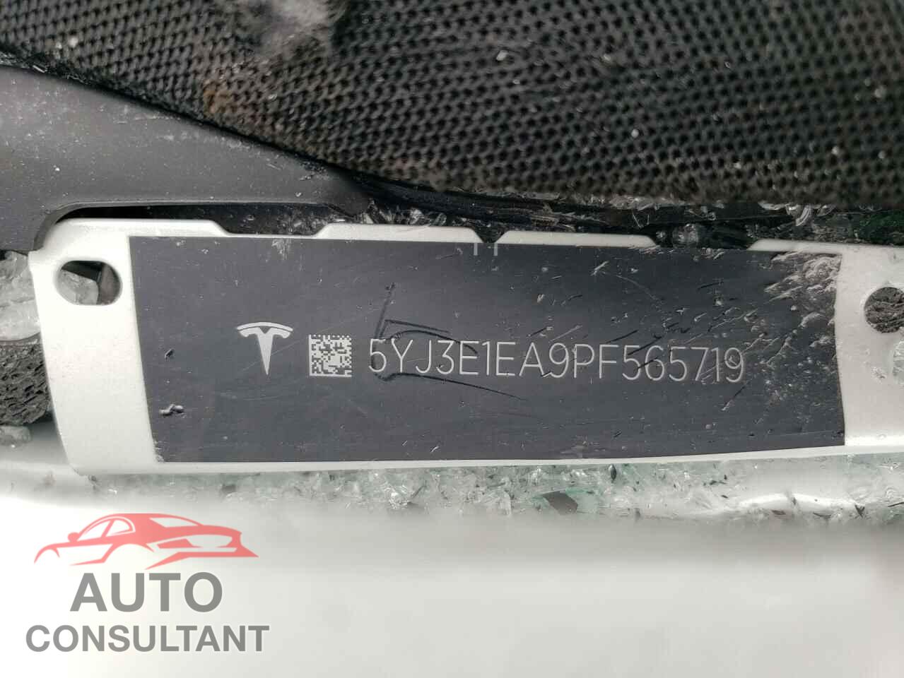 TESLA MODEL 3 2023 - 5YJ3E1EA9PF565719