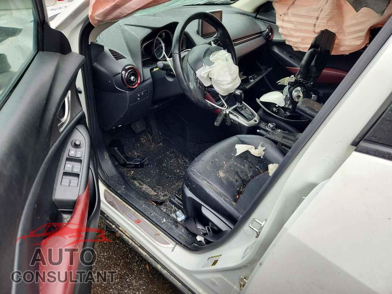 MAZDA CX-3 2017 - JM1DKFC70H0164769