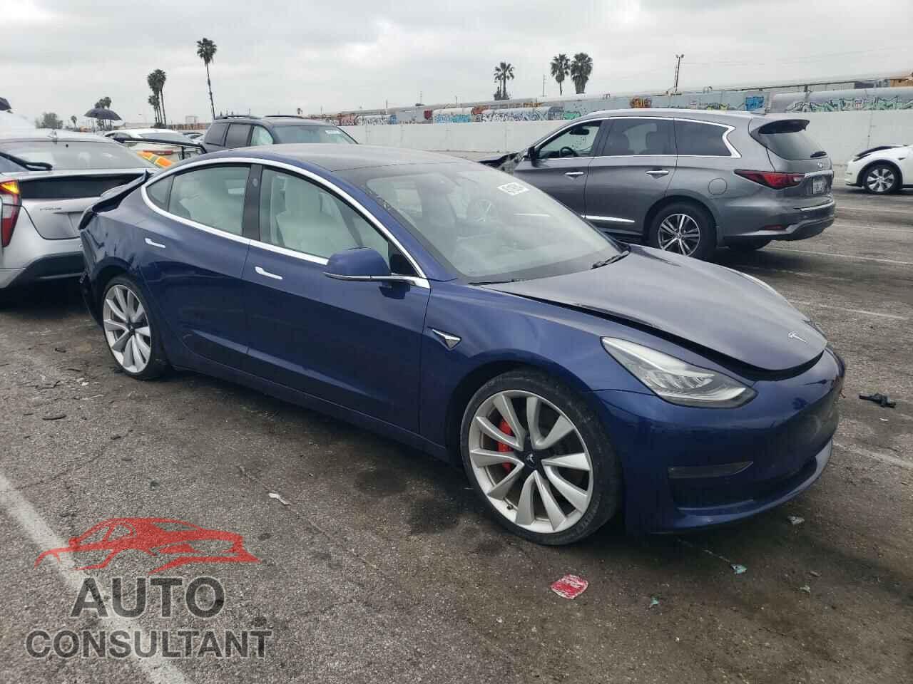 TESLA MODEL 3 2018 - 5YJ3E1EB3JF055737