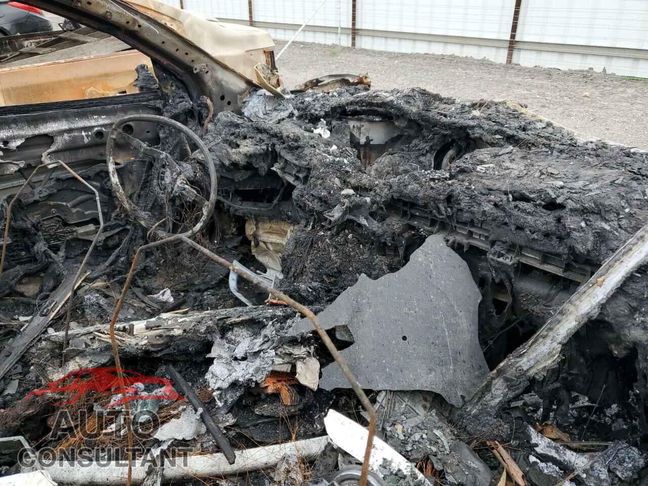 TESLA MODEL 3 2024 - 5YJ3E1EA9RF858023