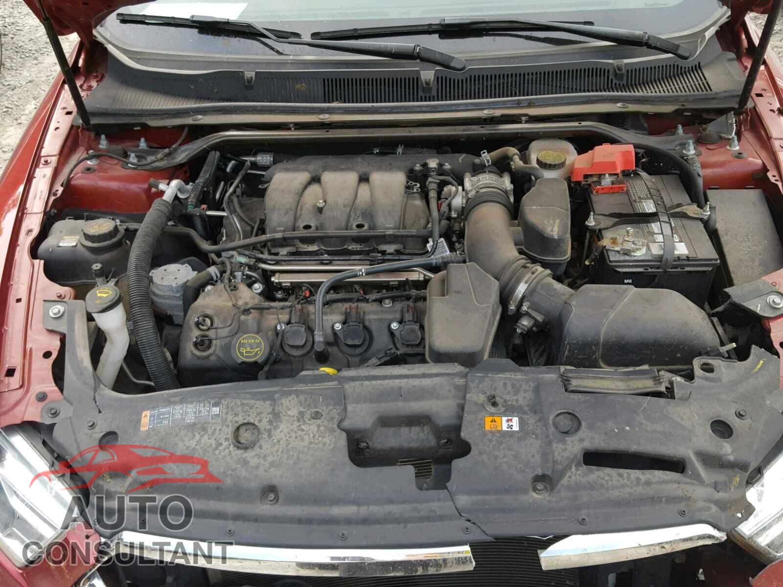 FORD TAURUS 2015 - 1FAHP2E81FG151413