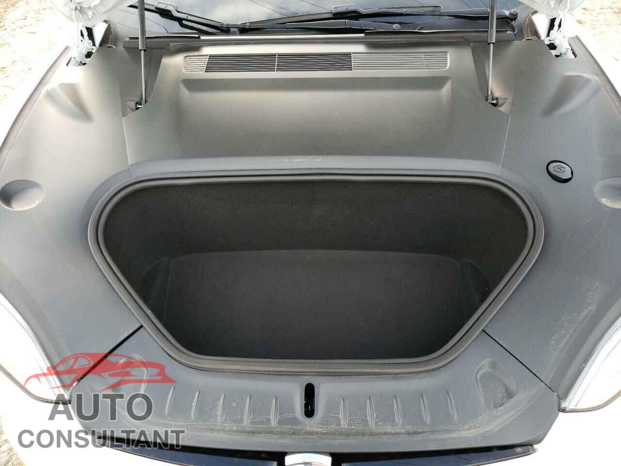 TESLA MODEL S 2022 - 5YJSA1E56NF467125