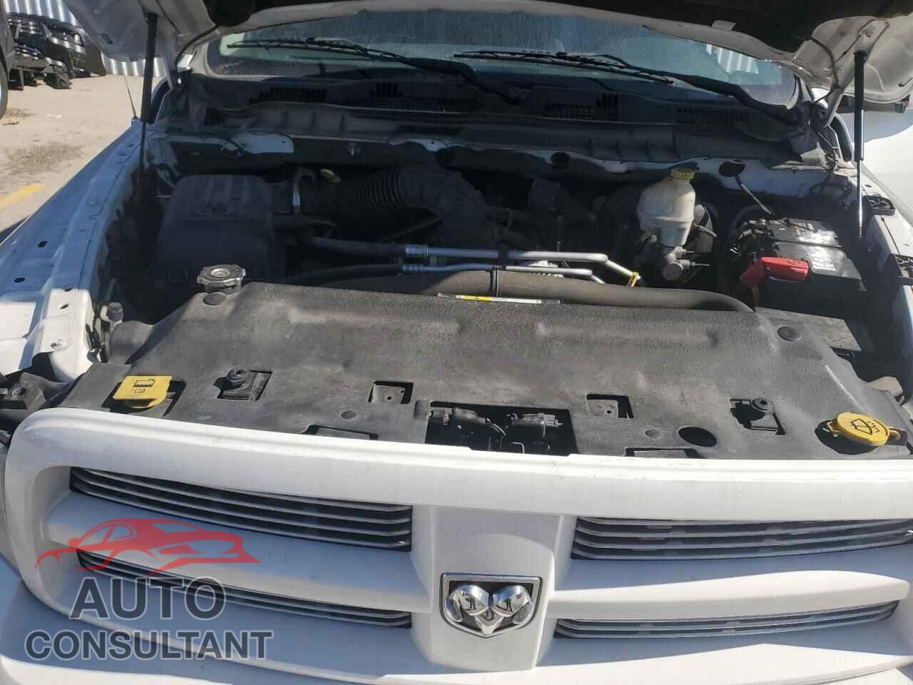 DODGE RAM 1500 2012 - 1C6RD7MTXCS248104