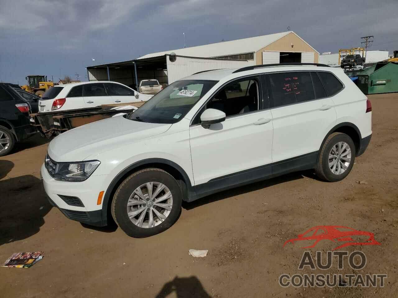 VOLKSWAGEN TIGUAN 2019 - 3VV2B7AX1KM045828