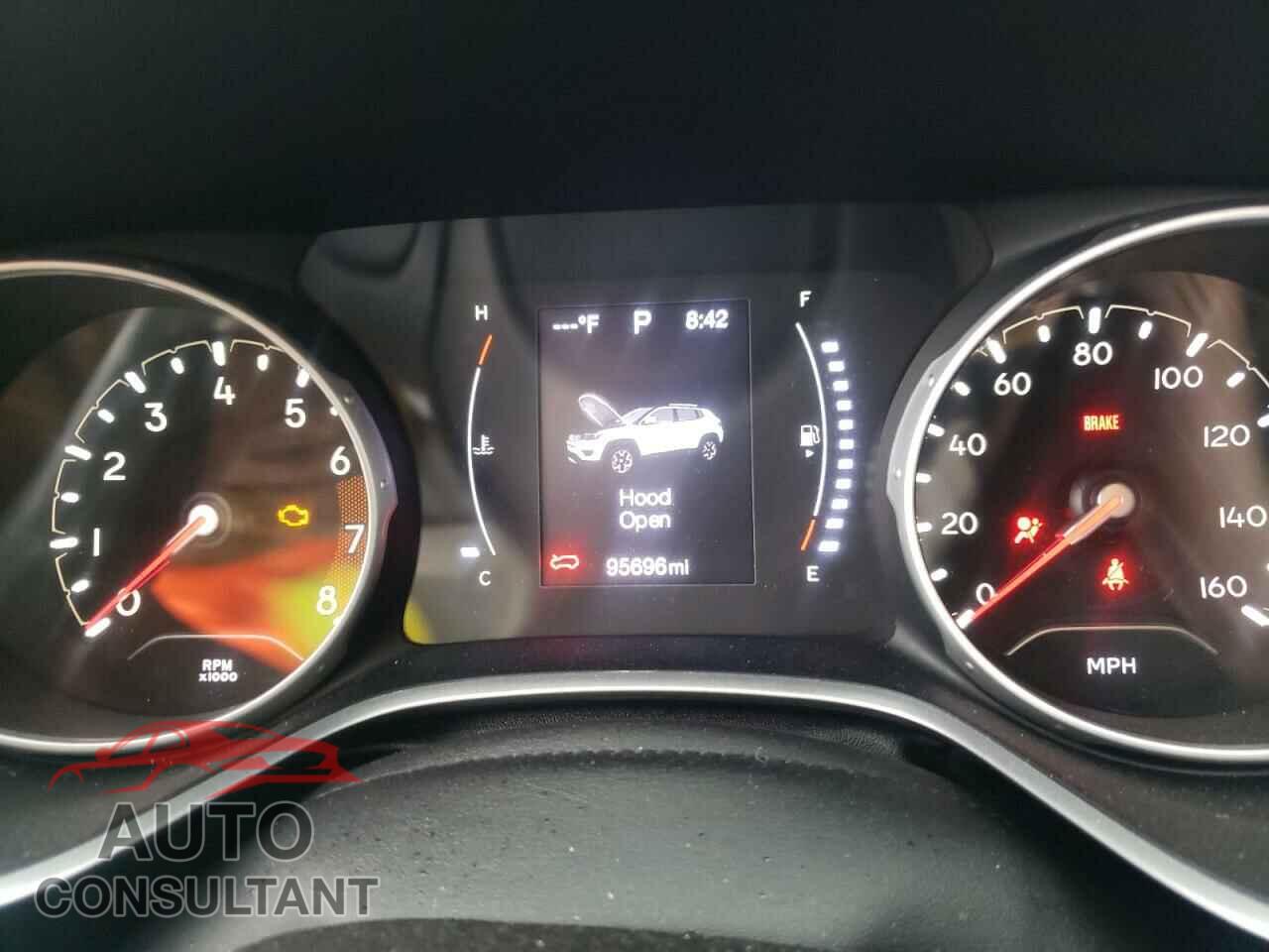 JEEP COMPASS 2017 - 3C4NJDAB3HT688584