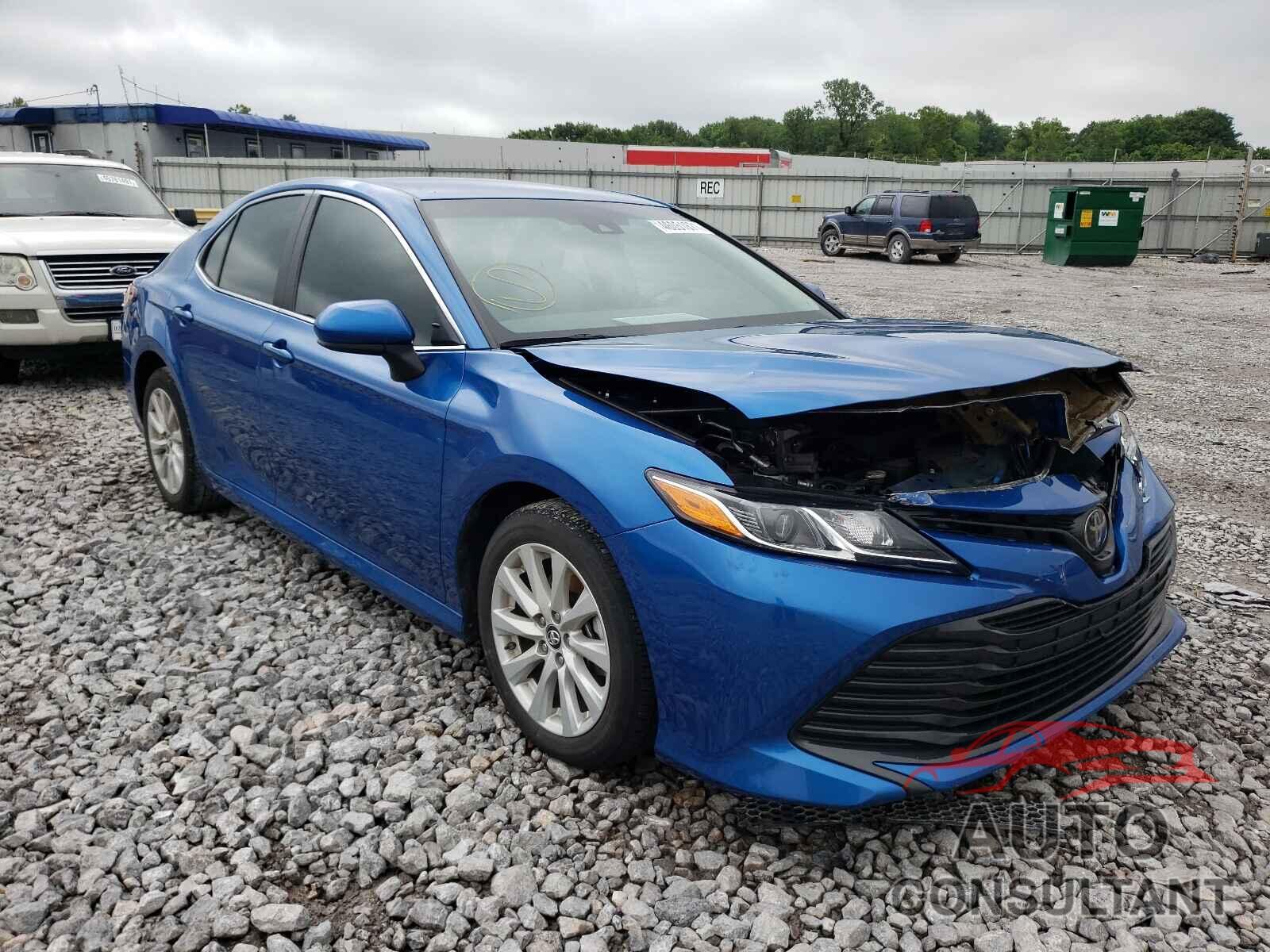 TOYOTA CAMRY 2019 - 4T1B11HK0KU209599
