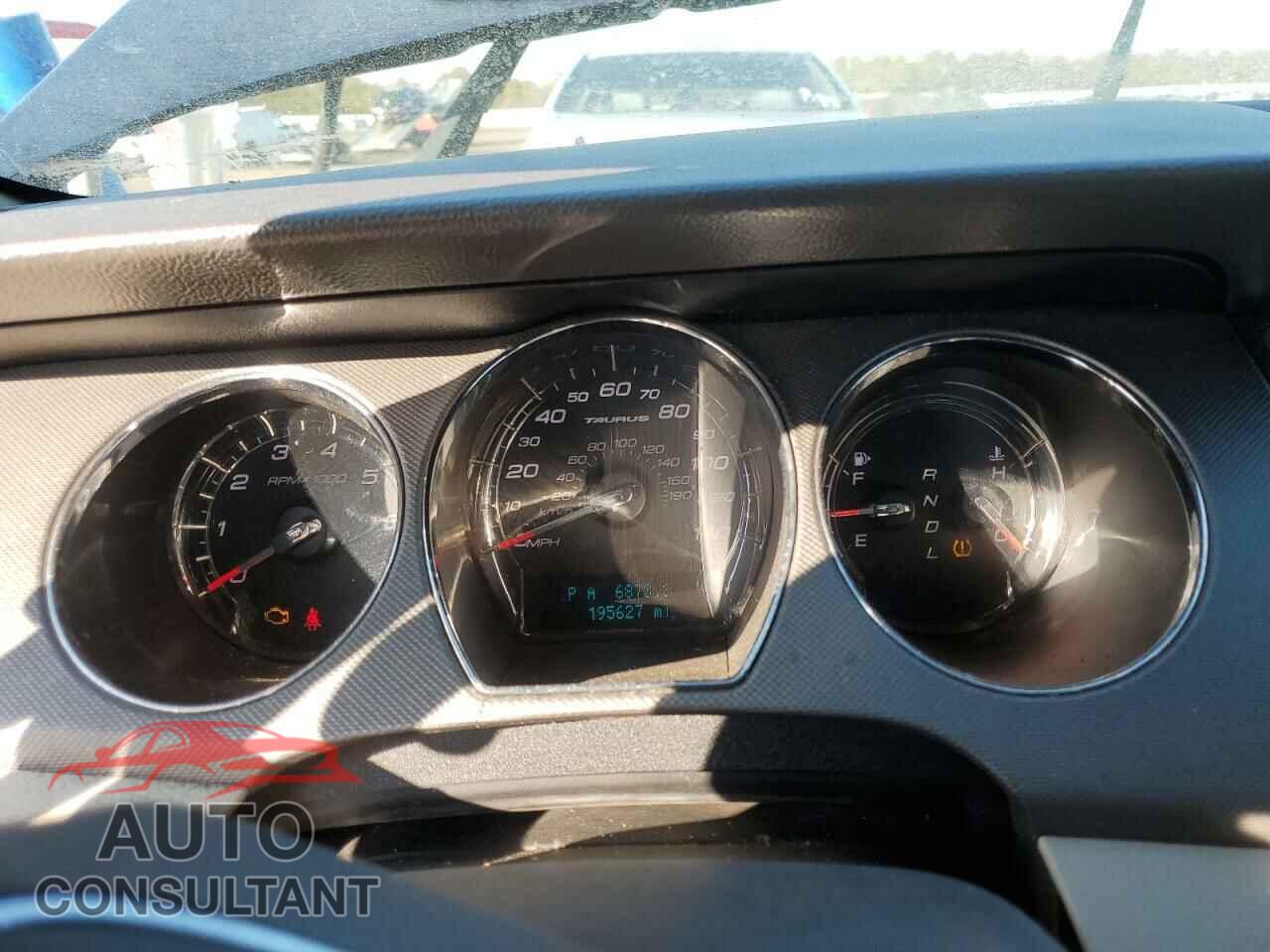 FORD TAURUS 2012 - 1FAHP2DW5CG120144