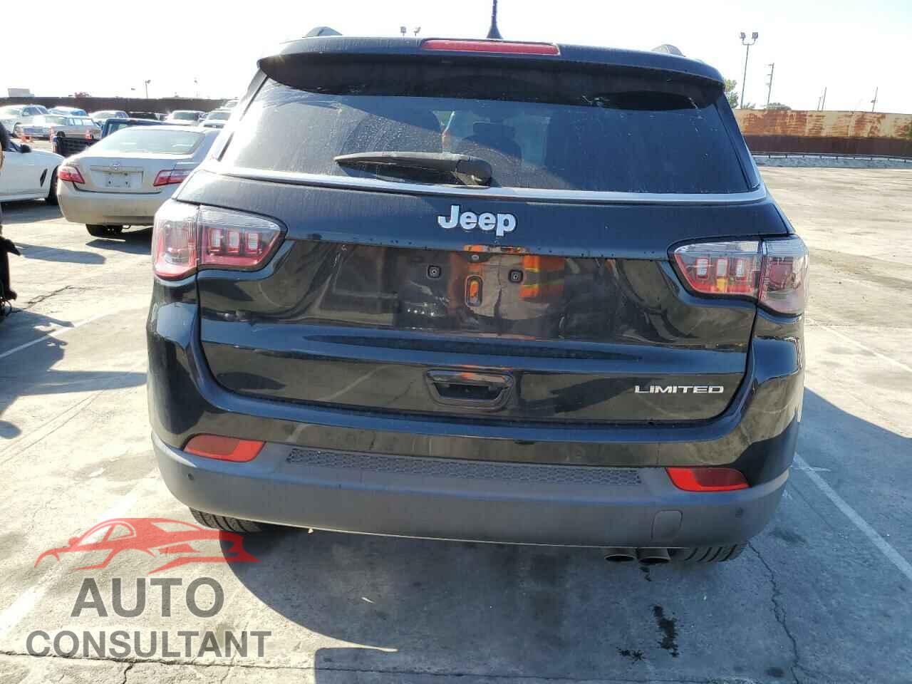 JEEP COMPASS 2018 - 3C4NJCCB2JT204370