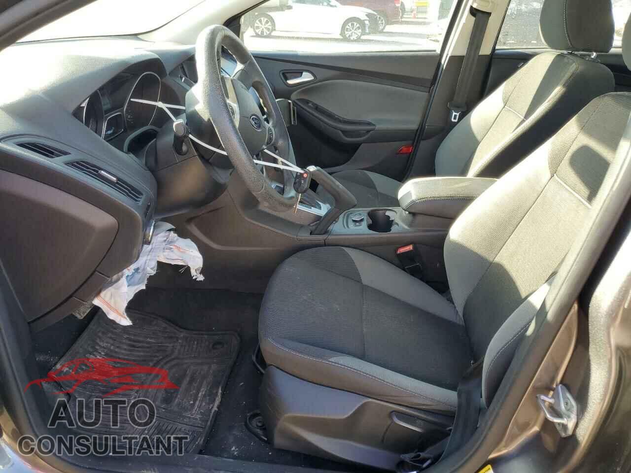 FORD FOCUS 2014 - 1FADP3F24EL184135