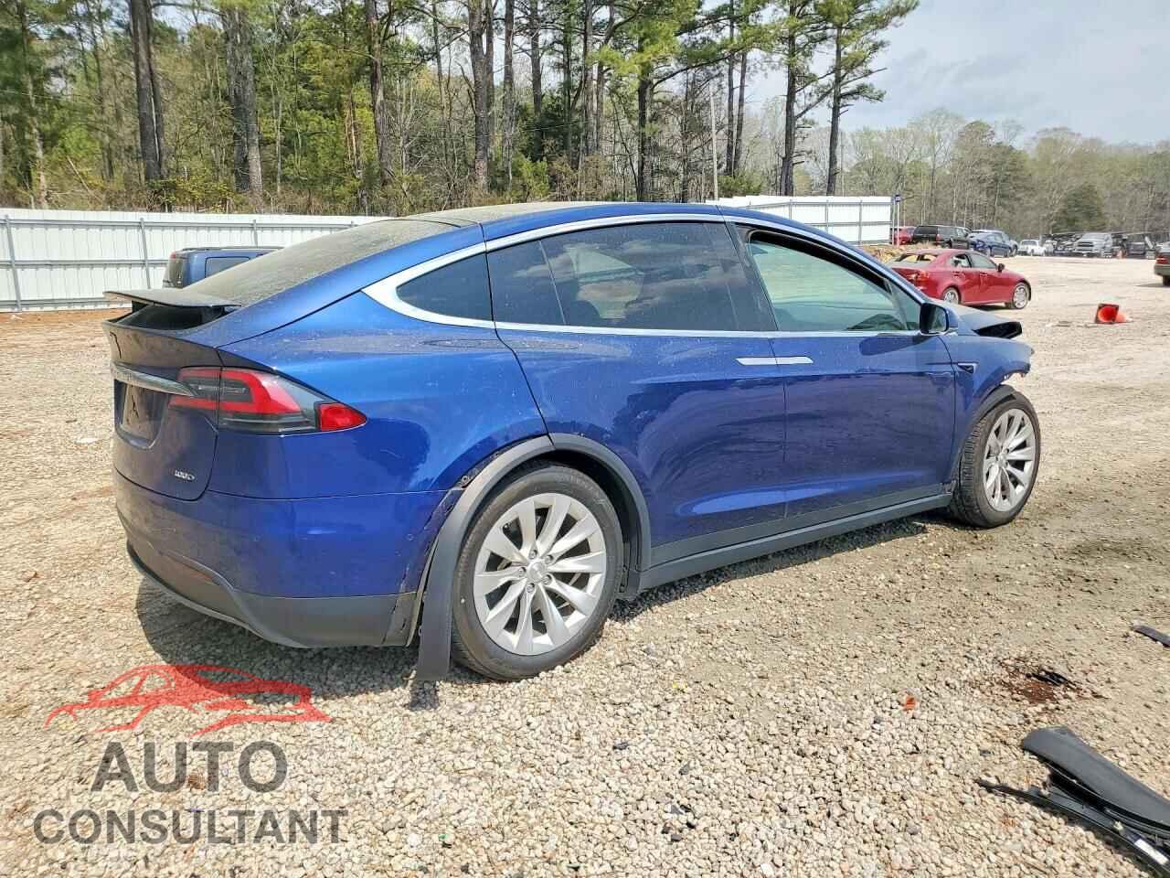TESLA MODEL X 2018 - 5YJXCAE27JF139390