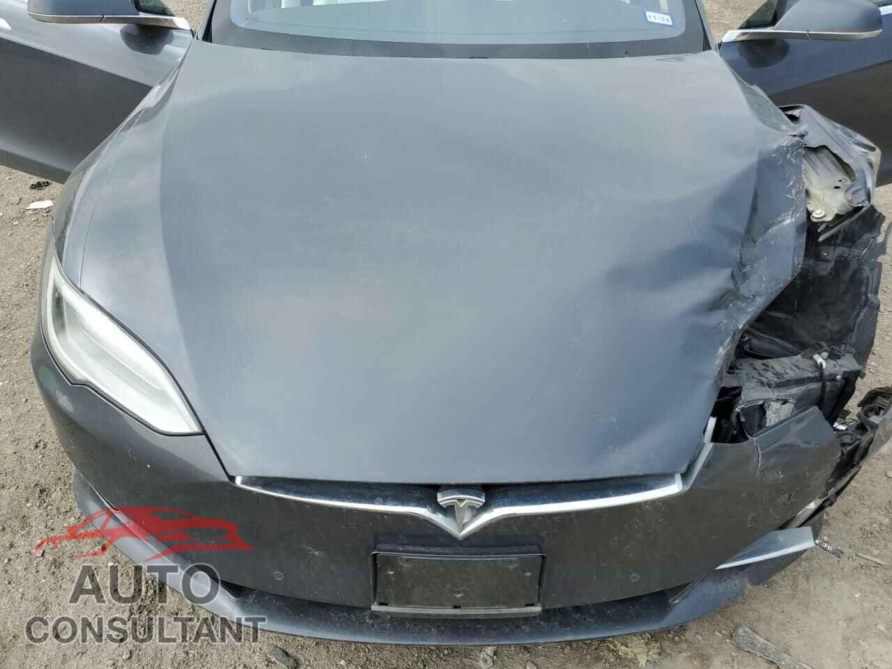 TESLA MODEL S 2018 - 5YJSA1E26JF285490