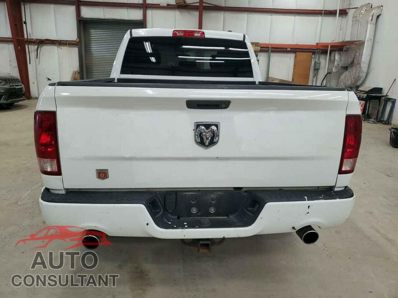 DODGE RAM 1500 2012 - 1C6RD7FT5CS140115