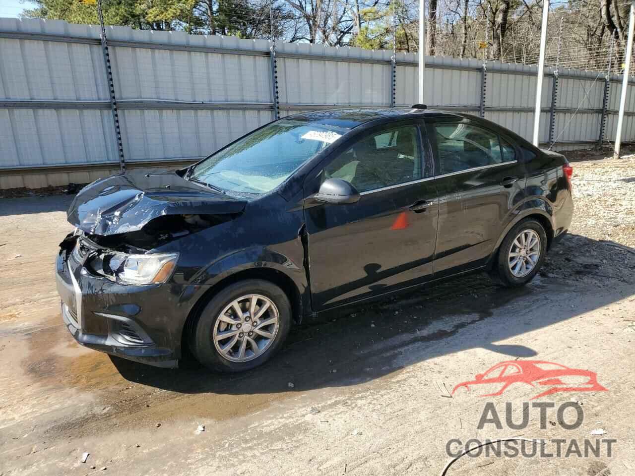 CHEVROLET SONIC 2018 - 1G1JD5SHXJ4100084