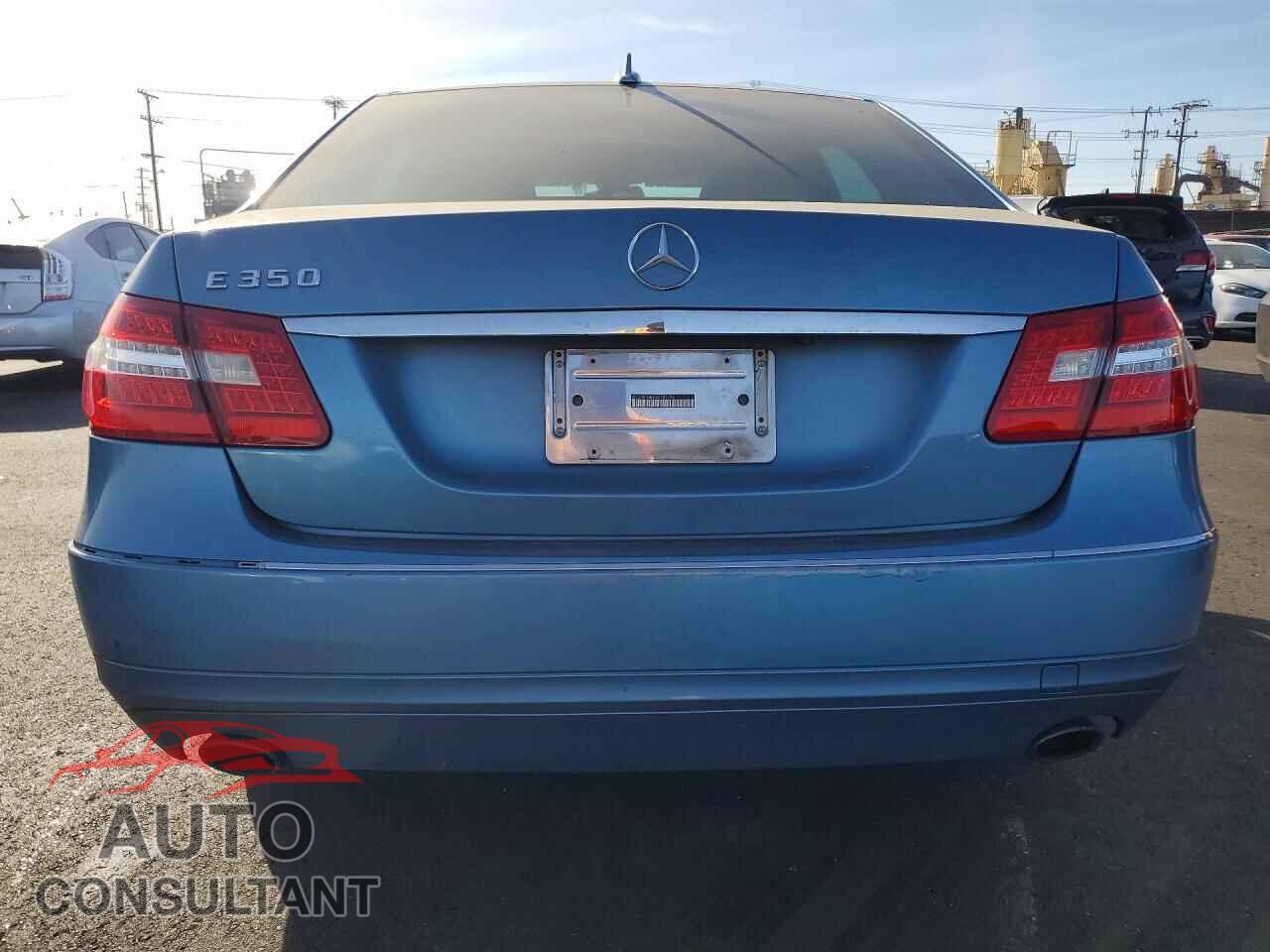 MERCEDES-BENZ E-CLASS 2010 - WDDHF5GB2AA101726