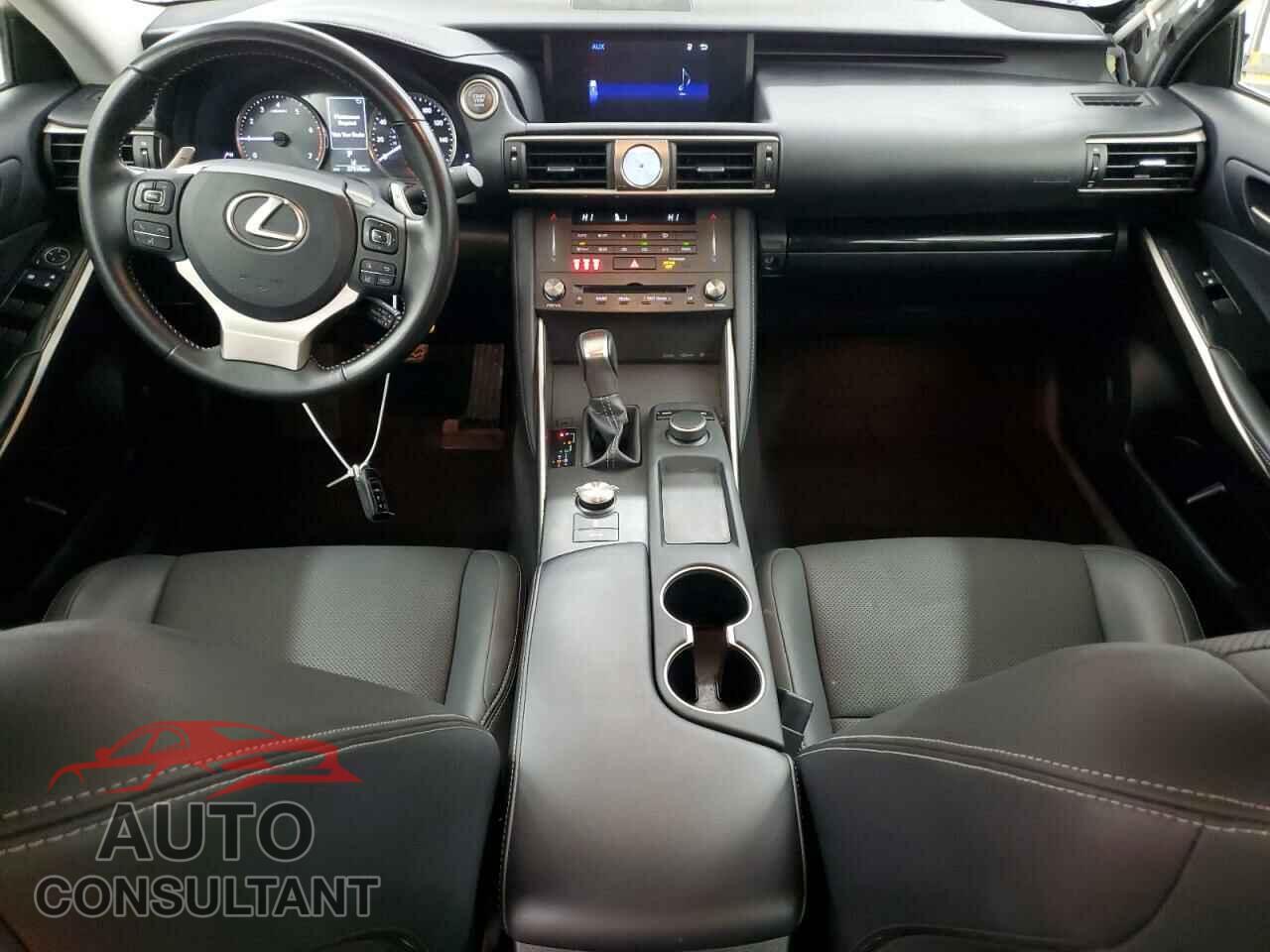 LEXUS IS 2020 - JTHAA1D28L5109136