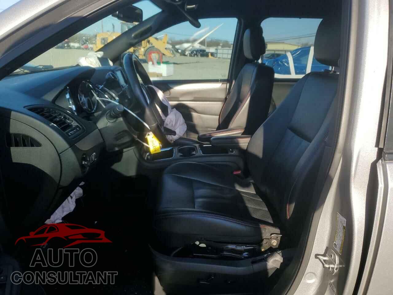 DODGE CARAVAN 2018 - 2C4RDGEG8JR150651