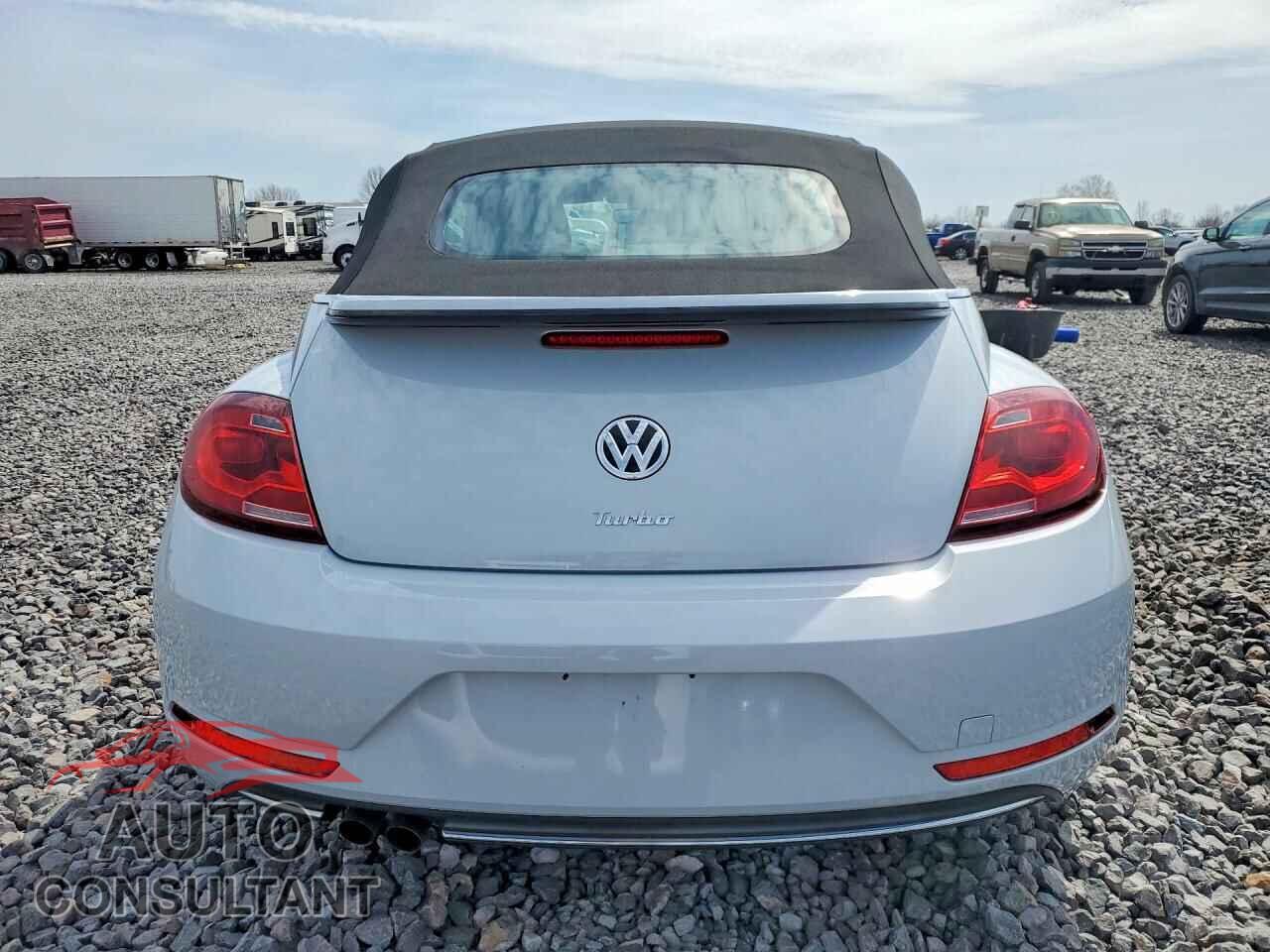 VOLKSWAGEN BEETLE 2017 - 3VW517AT6HM805110