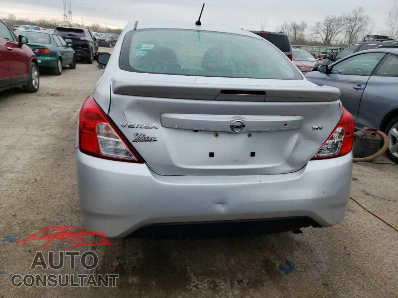 NISSAN VERSA 2019 - 3N1CN7AP3KL841080