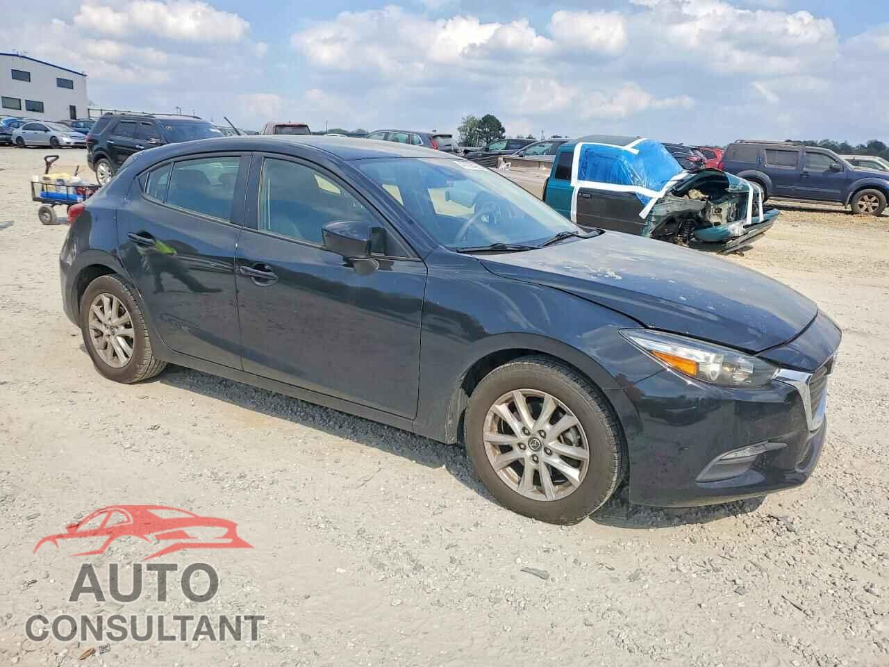 MAZDA 3 2018 - 3MZBN1K79JM187468