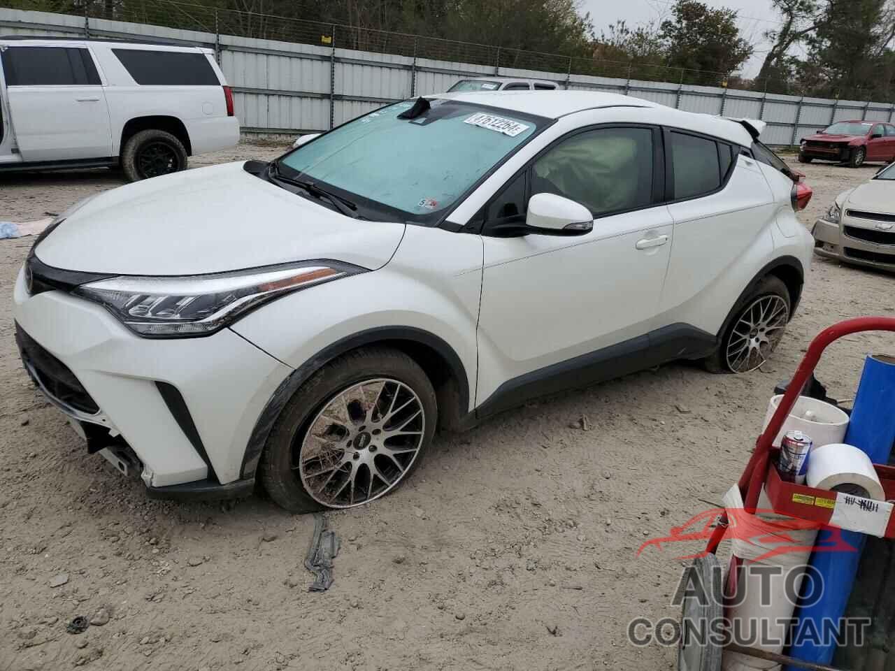 TOYOTA C-HR 2021 - JTNKHMBX7M1118660