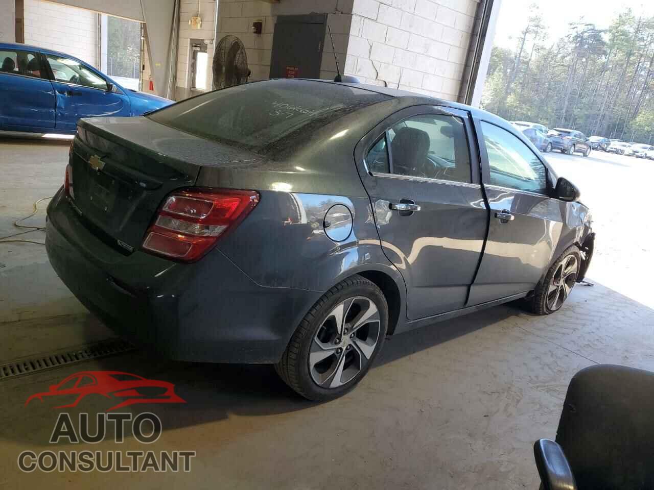 CHEVROLET SONIC 2017 - 1G1JF5SB9H4140446