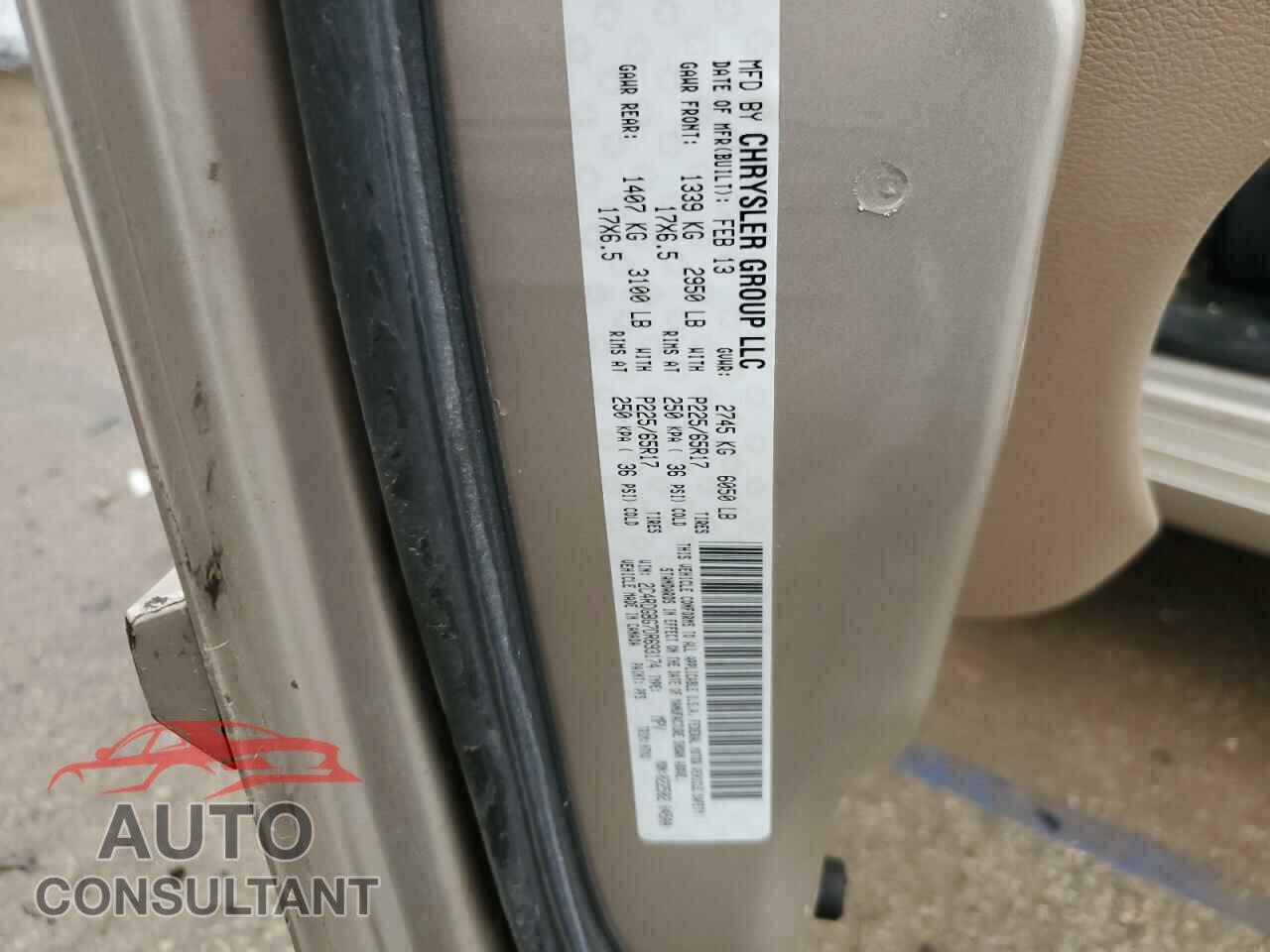 DODGE CARAVAN 2013 - 2C4RDGBG7DR693174