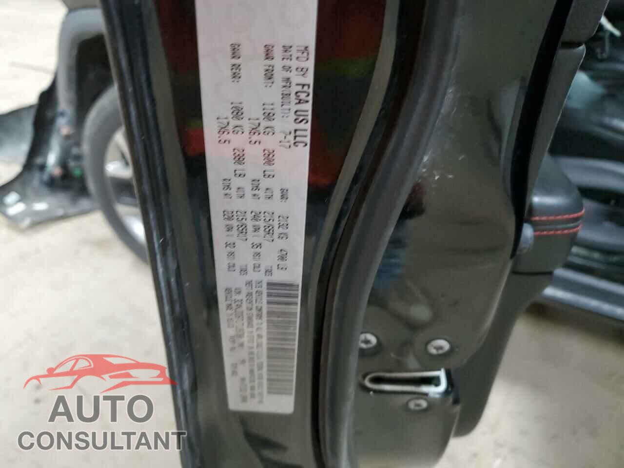JEEP COMPASS 2018 - 3C4NJDDB7JT128780